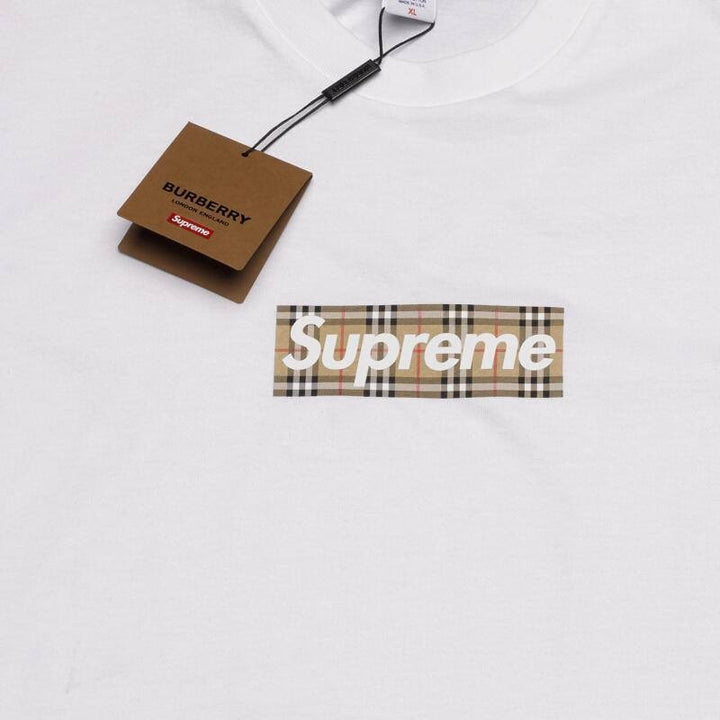 T-SHIRT SUPREME x BURBERRY