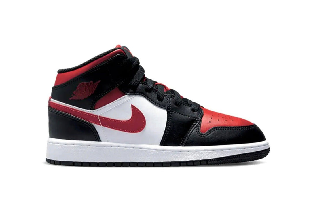 Jordan 1 Mid Black Fire Red - Tienne Milano -