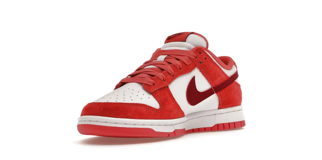 Nike Dunk low valentine’s Day (2024)