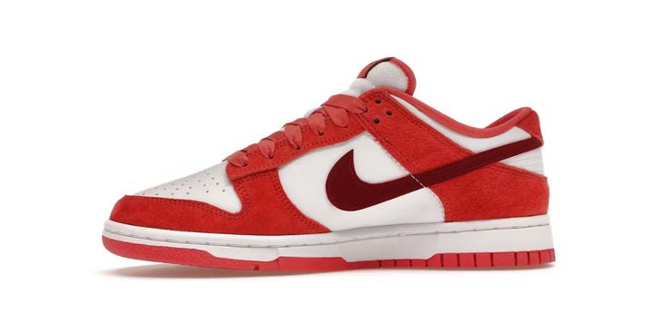 Nike Dunk low valentine’s Day (2024)