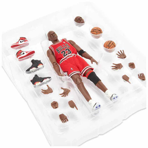 MICHAEL JORDAN CHICAGO BULLS ACTION FIGURE | MAFEX