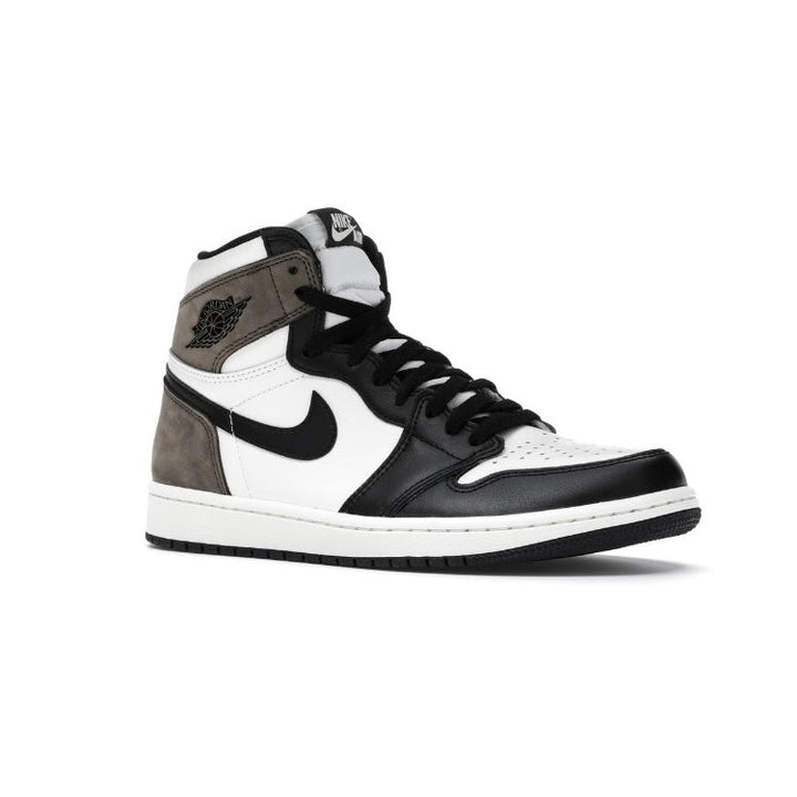 Jordan 1 high Retro Dark Mocha - Tienne Milano - SCARPE