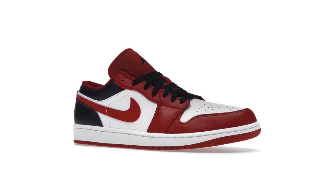 Jordan 1 Low Bulls - Tienne Milano - 