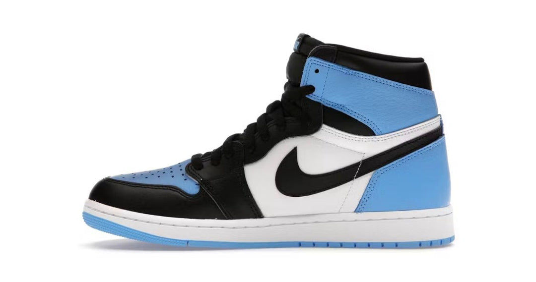 Jordan 1 Retro High OG UNC Toe - Tienne Milano - SCARPE