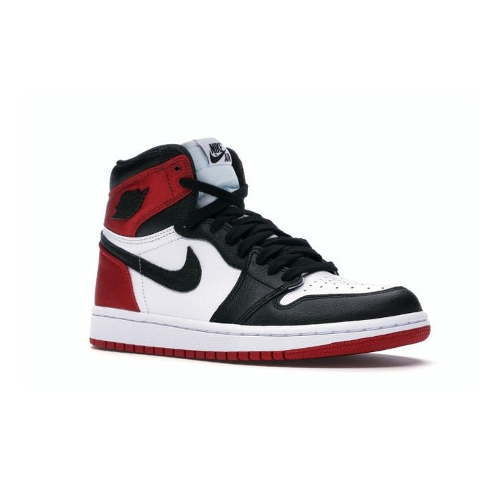 Jordan 1 Retro High Satin Black Toe - Tienne Milano - 