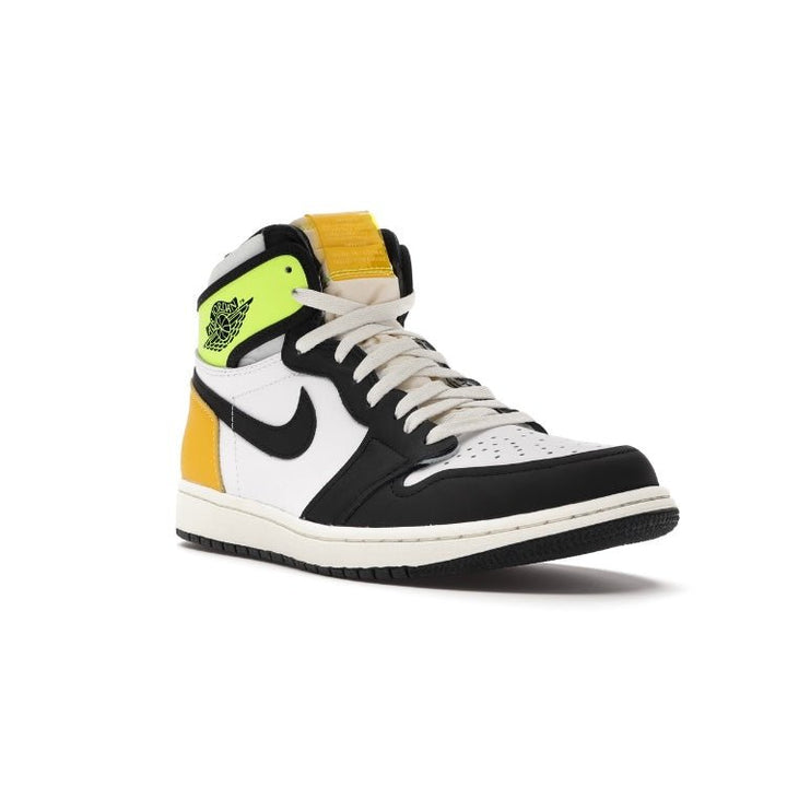 Jordan 1 Retro High White Black Volt University Gold - Tienne Milano - SCARPE