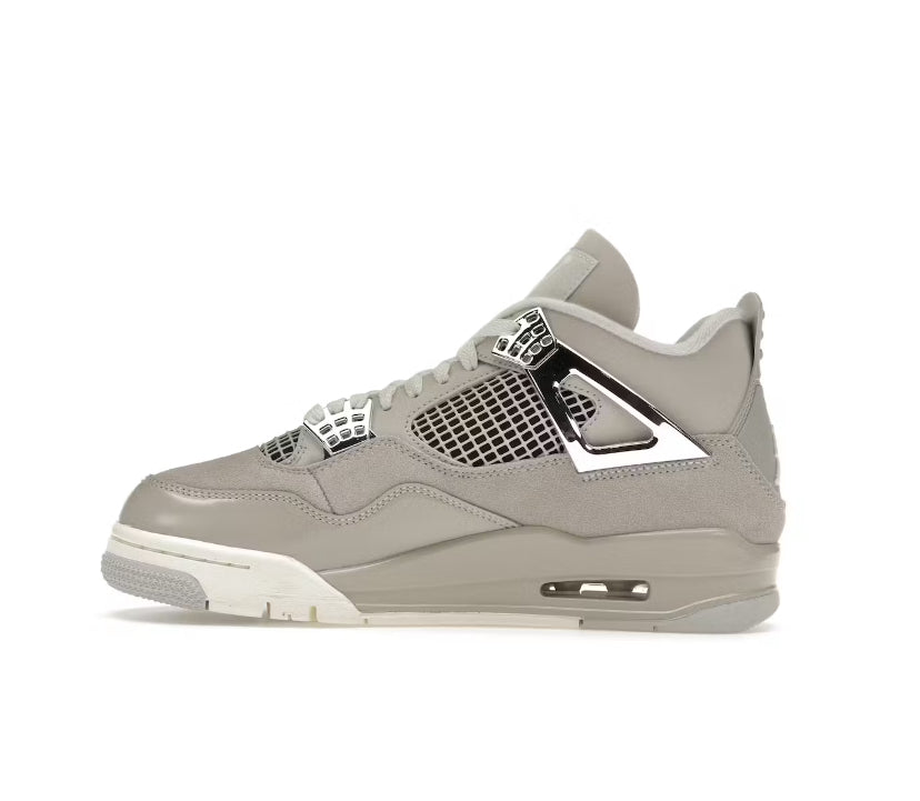 Jordan 4 Frozen Moments - Tienne Milano - 