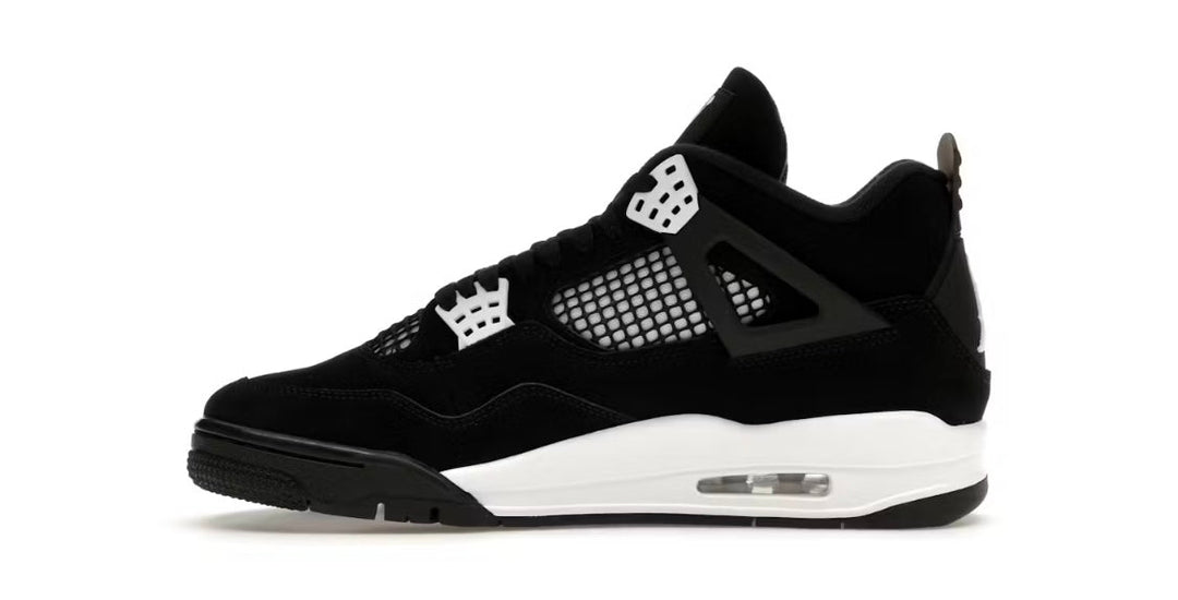 Jordan 4 Retro White Thunder - Tienne Milano - 