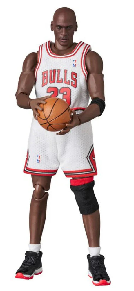 MICHAEL JORDAN CHICAGO BULLS WHITE JERSEY ACTION FIGURE | MAFEX