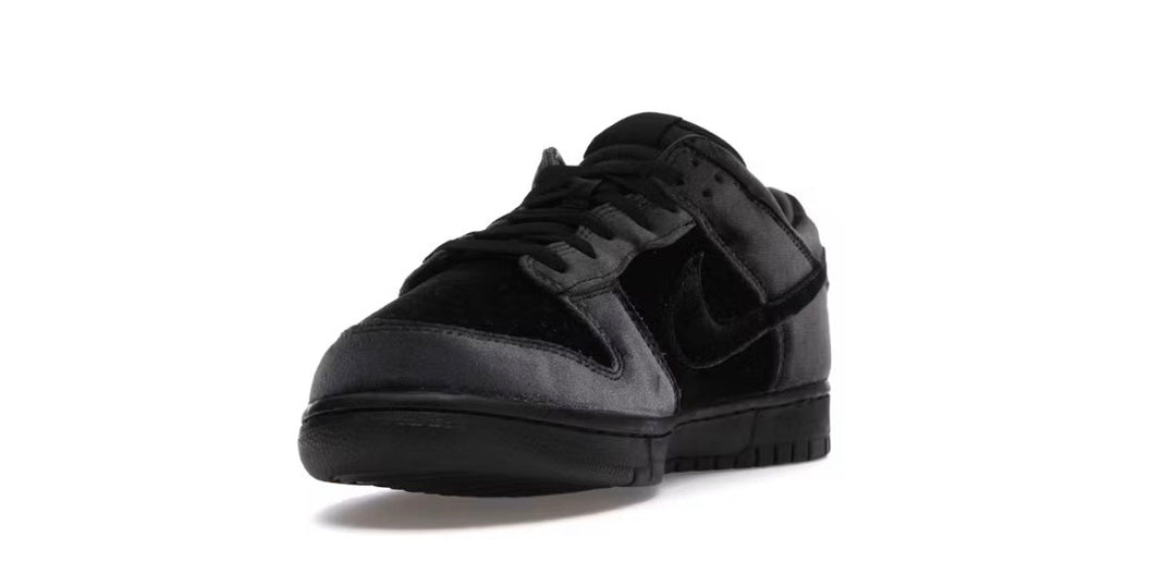 Nike Dunk low Dover Street Market Triple Black velvet - Tienne Milano - 