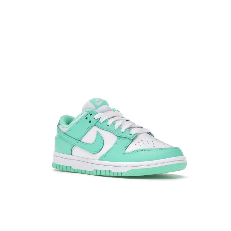 Nike Dunk Low Green Glow (W) - Tienne Milano - SCARPE