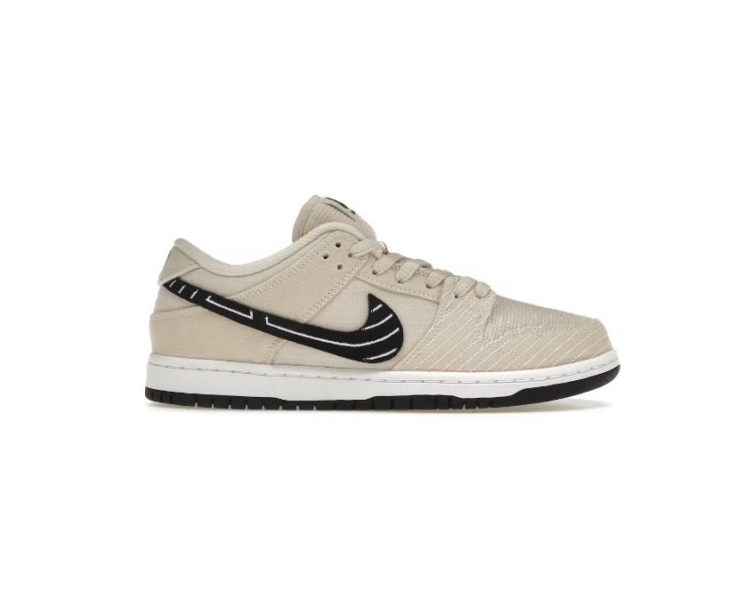 Nike Dunk Low SB Albino & Preto - Tienne Milano - SCARPE