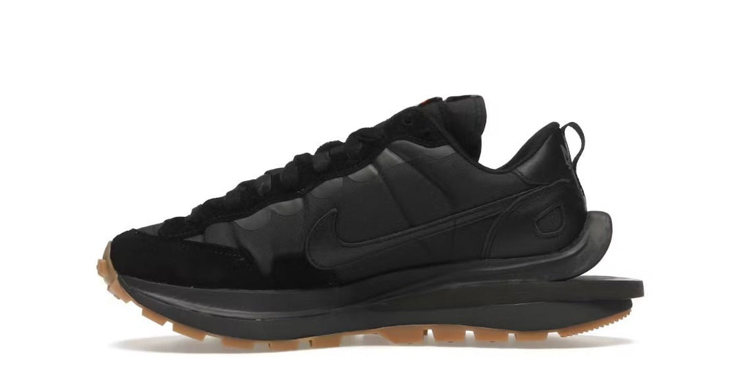 Nike Vaporwaffle Sacai Black Gum - Tienne Milano - SCARPE