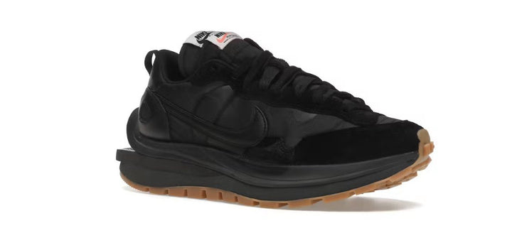 Nike Vaporwaffle Sacai Black Gum - Tienne Milano - SCARPE