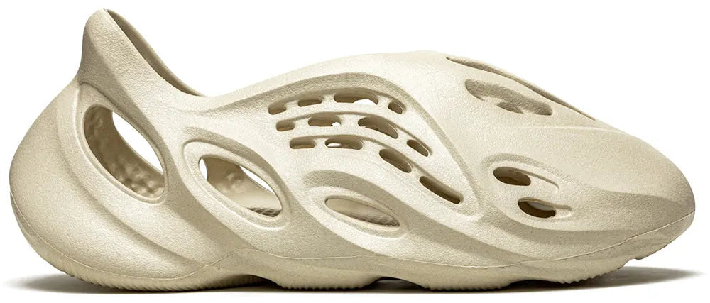 adidas Yeezy Foam RNNR "Sand"